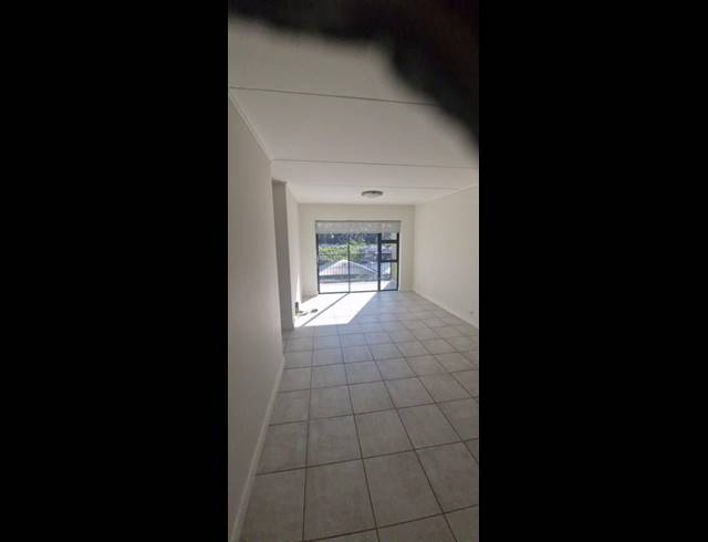 2 BEDROOM PROPERTY TO RENT IN GREENBAY ECO ESTATE